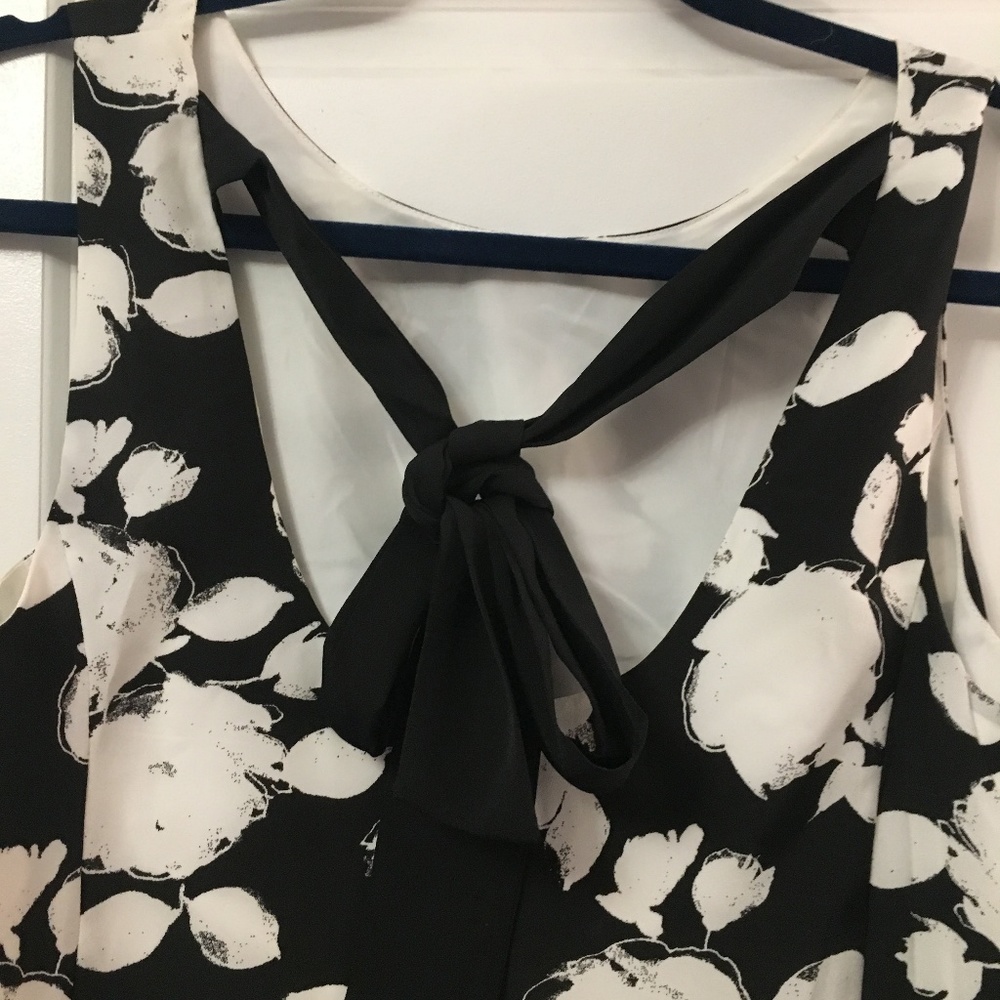 Kensie Black & White Tie-Back Drop-Waist Dress